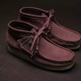 Wallabee-Stiefel für Damen. Rosabraunes Wildleder
