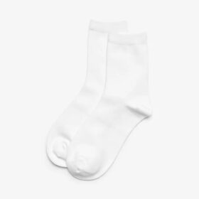 Weiße Crew-Socken