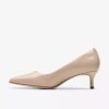 Zarey Court Sand – Lack-Schuhe für Damen (US-Größen) Zarey Court Sand – Lack-Schuhe für Damen (US-Größen)